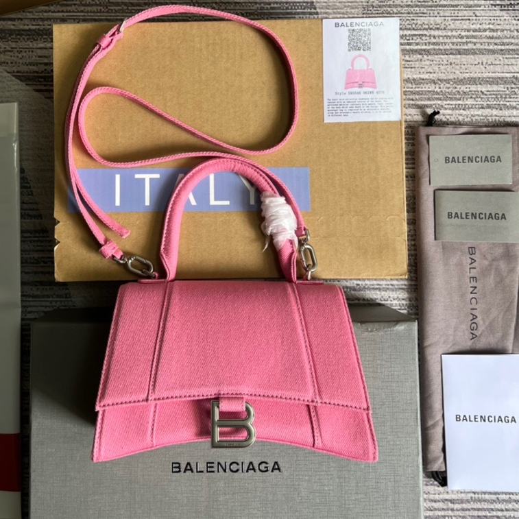 Hourglass iconic HOURGLASS HANDBAG - Bag - Gorchic - $141.99