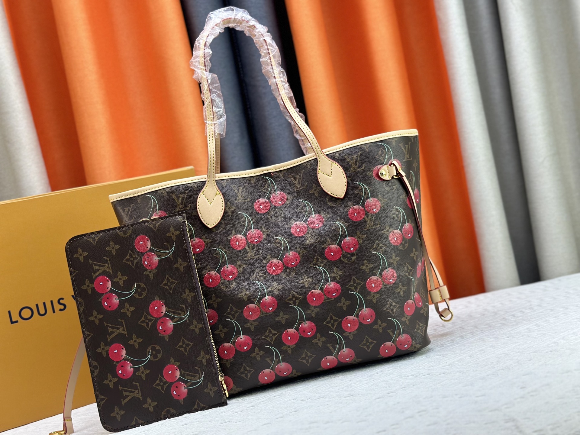 Designer Monogram x Murakami  x TM Neverfull MM Bag - Gorchic - $122.99