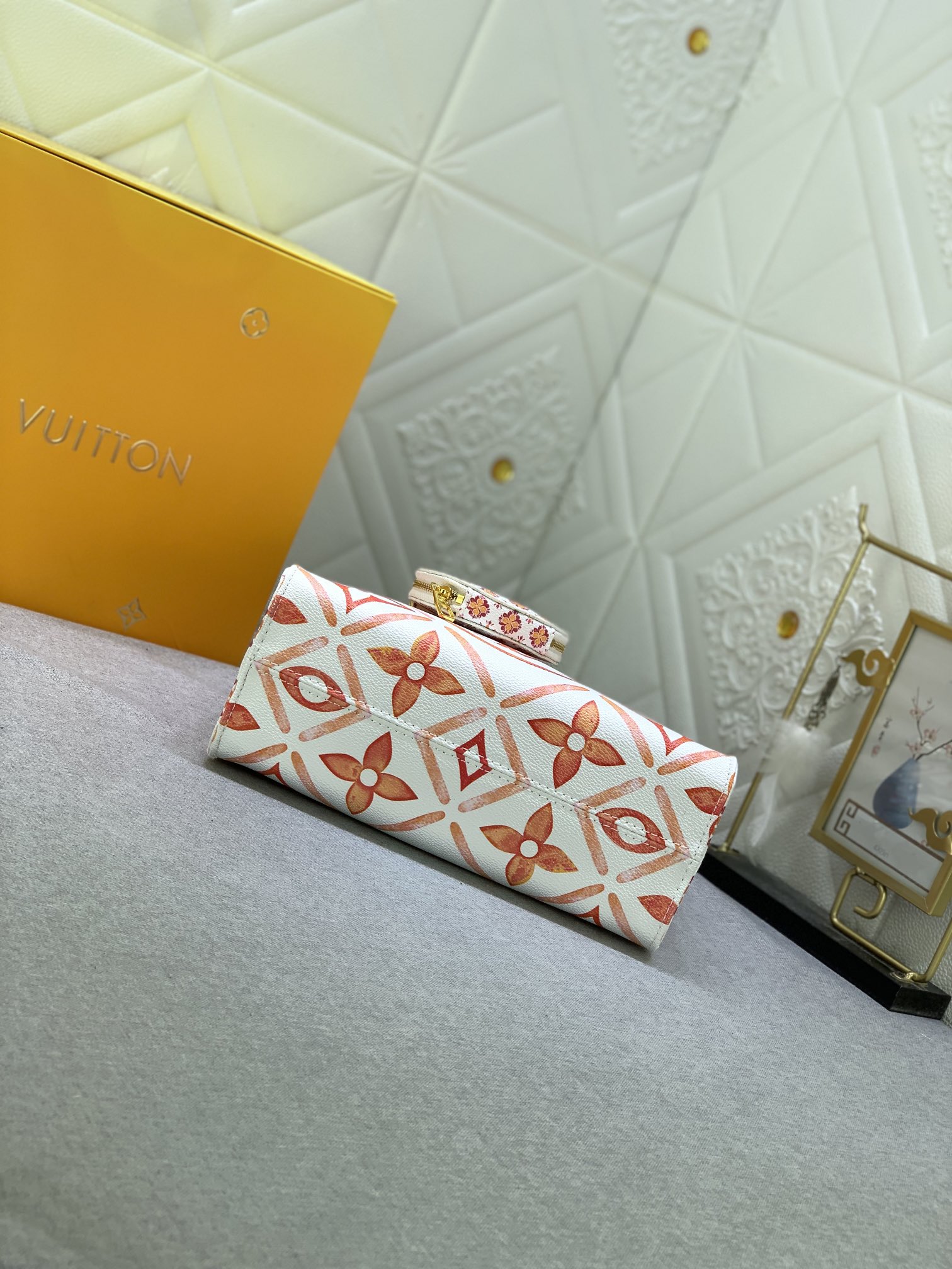 Designer Monogram Canvas Onthego  Bag - Gorchic - $124.99