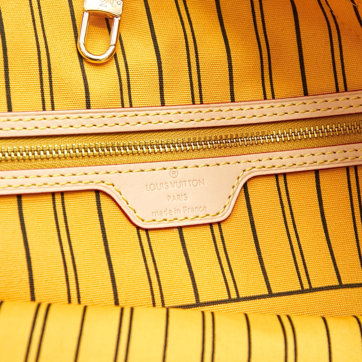 Designer Monogram Neverfull Bandoulière Inside Out MM Size Jaune Safran Bag - Gorchic - $139.99
