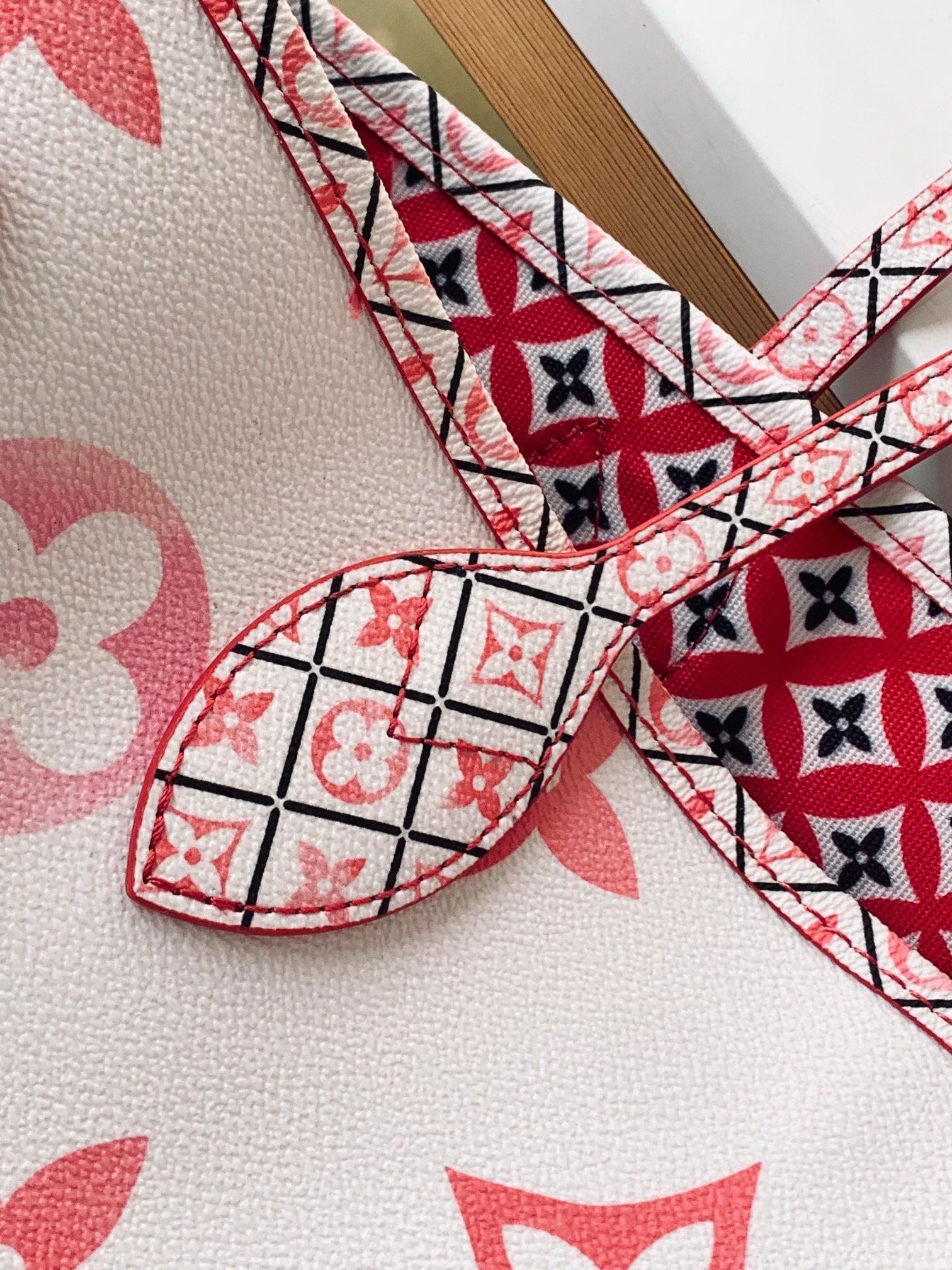 Designer Monogram Neverfull MM Shopping Bag - Red and White Bag - Gorchic - $124.99