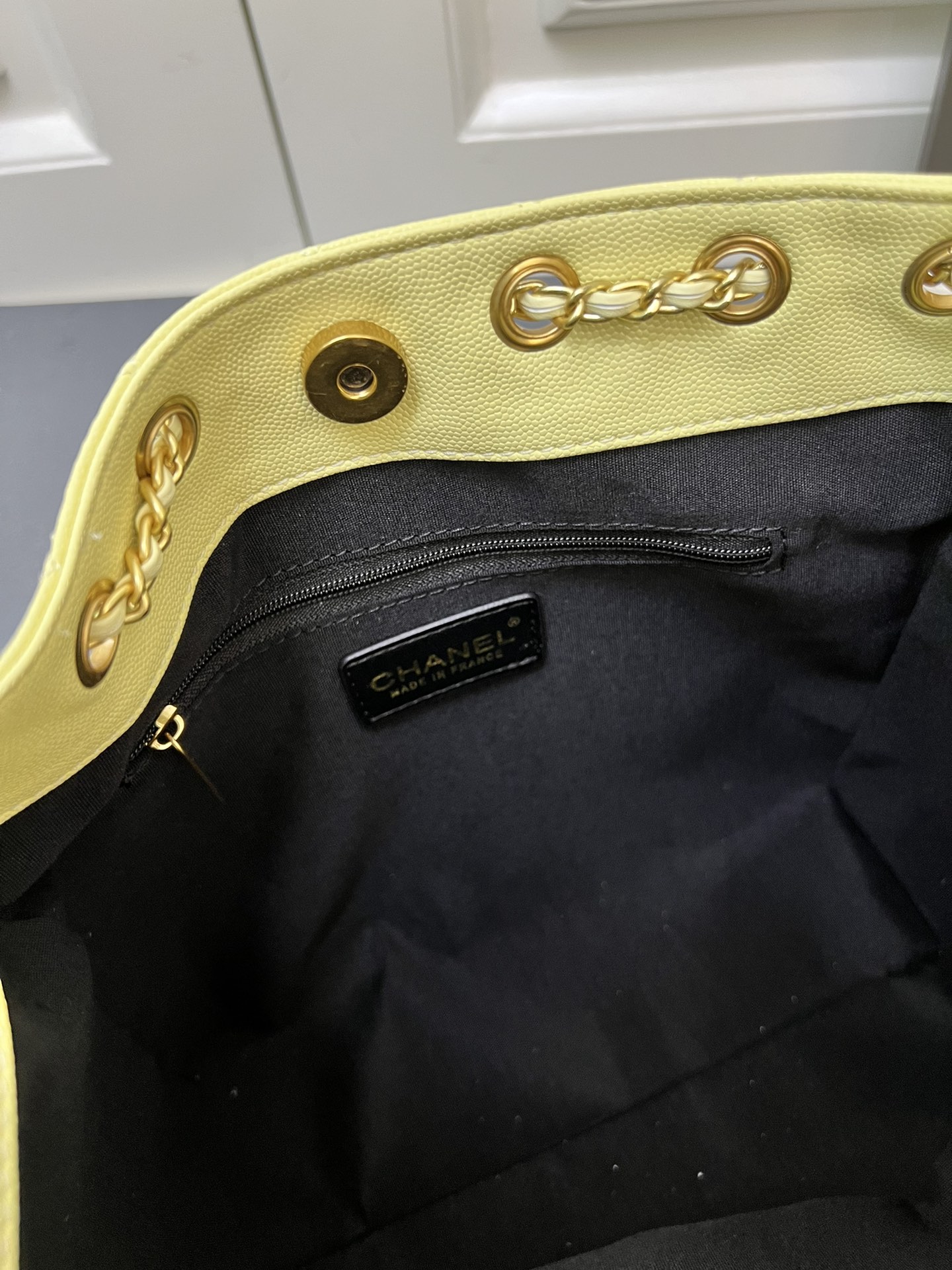 CC Inspired 25 Small Handbag Grained Calfskin & Gold-Tone Metal Light Yellow - Bag - Gorchic - $152.99