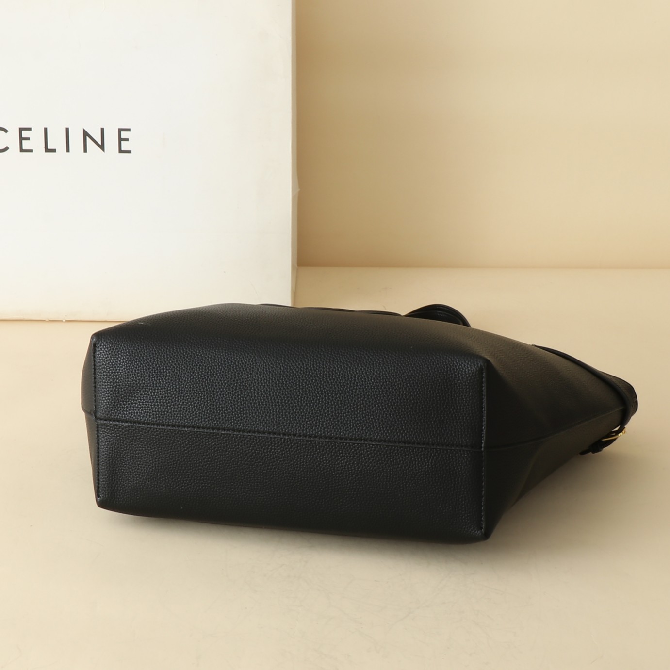 CL Cabas Aniais Tote bag Black - Bag - Gorchic - $146.99