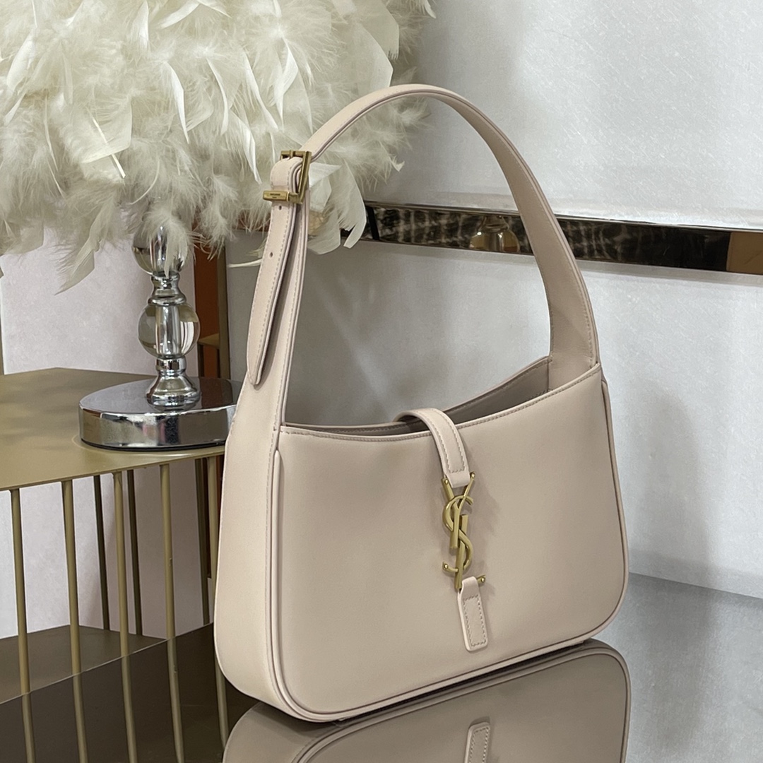 Lady Designer Fashion Croc-Embossed Le 5 à 7 Hobo Bag - Gorchic - $110.99