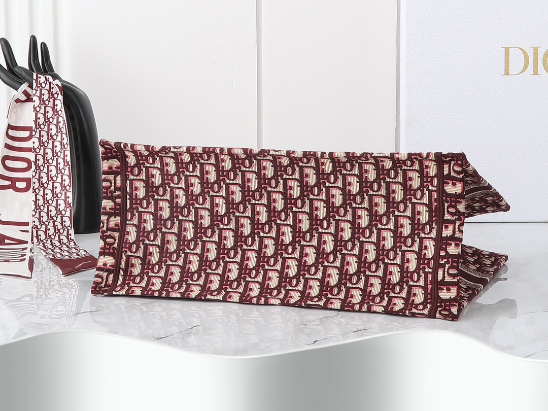 D Inspired Book Tote - Large - Bag - Gorchic - $169.99