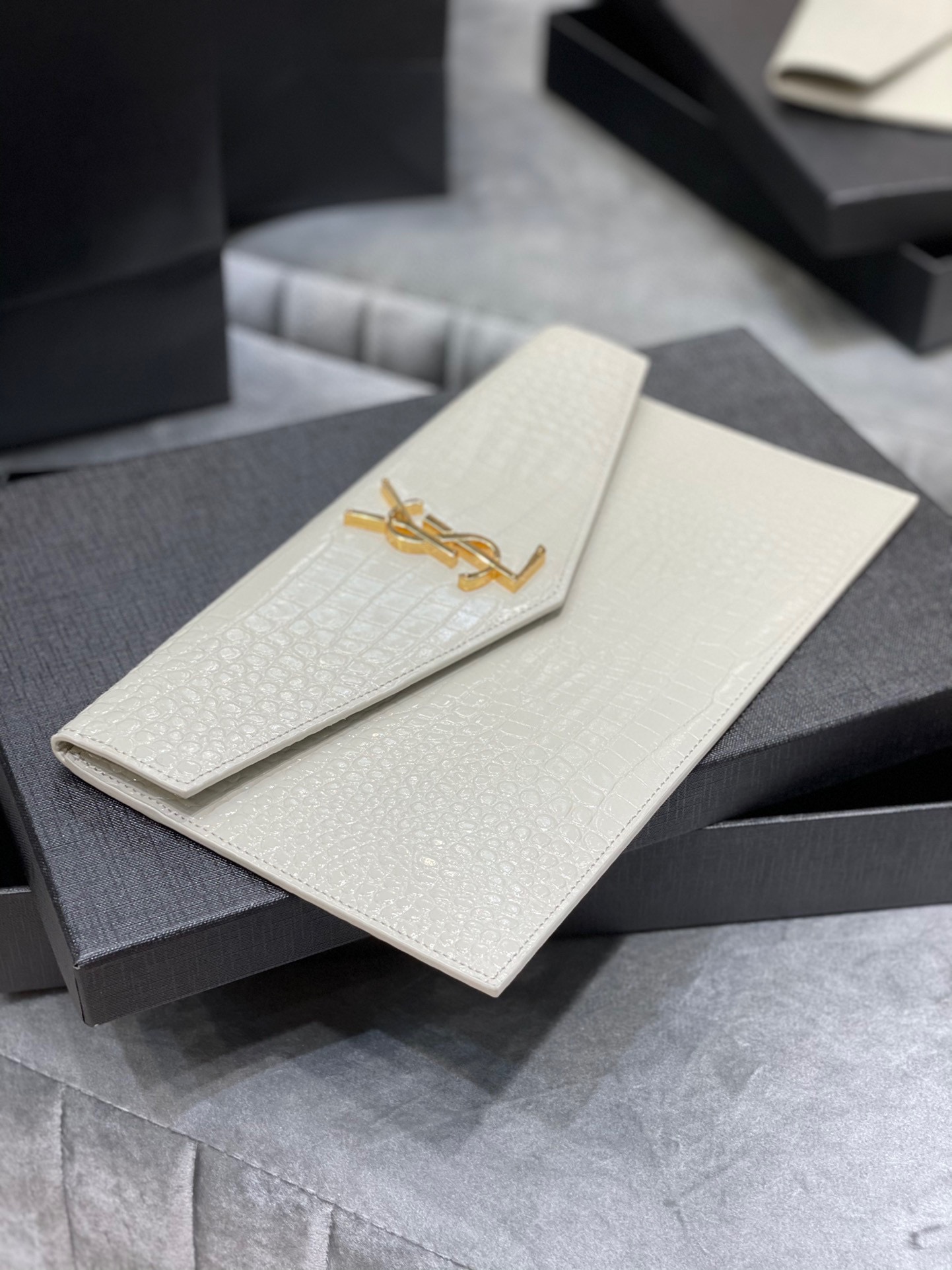 Lady Designer Uptown  POUCH IN CROCODILE-EMBOSSED SHINY LEATHER WHITE-GOLD HARDWARE - Bag - Gorchic - $122.99