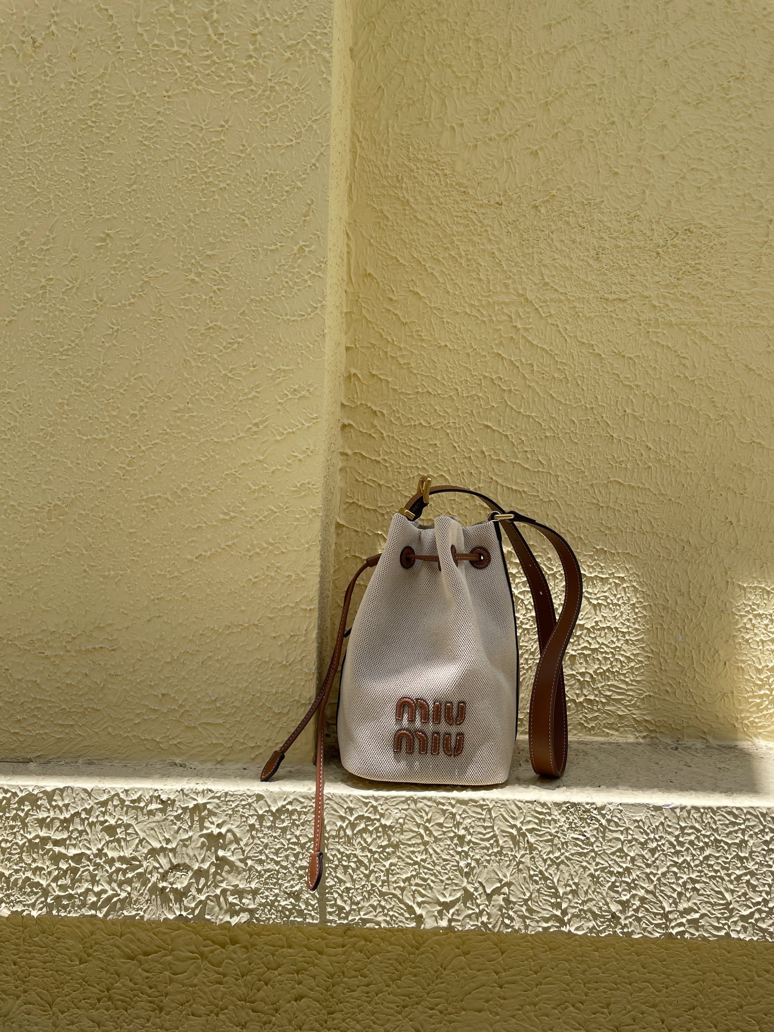 MU Leather bucket bag-White - Bag - Gorchic - $119.99