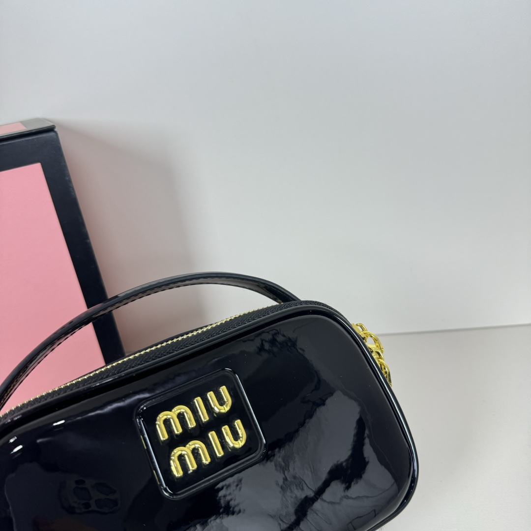 MU Leather Shoulder Bag - Gorchic - $109.99