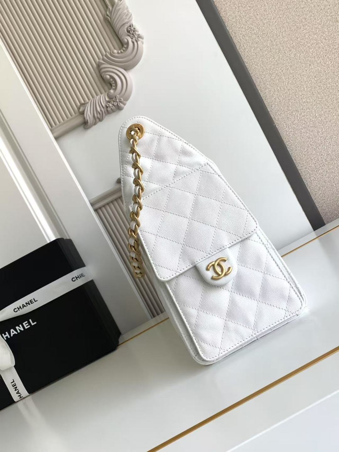 CC Inspired 25 Small Handbag Grained Calfskin & Gold-Tone Metal White -Bag - Gorchic - $152.99