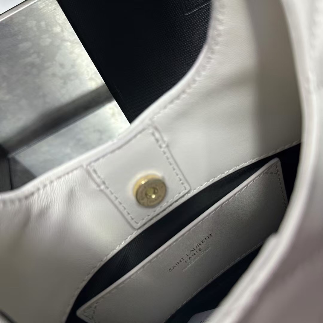 Lady Designer New Sade hobo - White Bag - Gorchic - $129.99