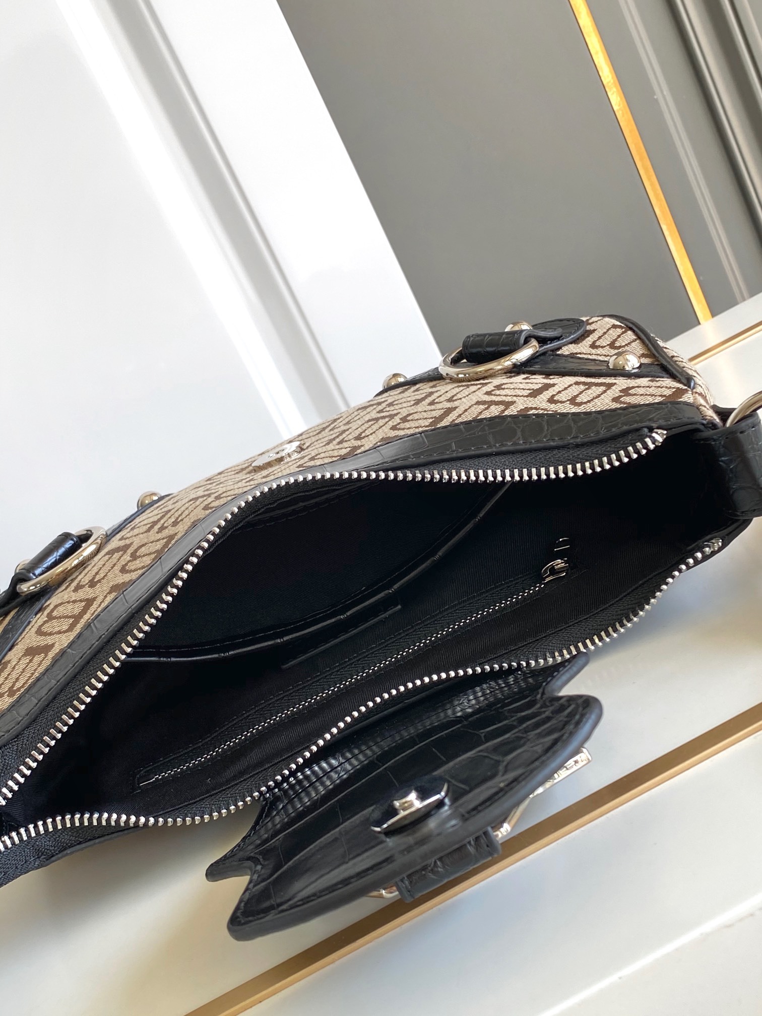 Hourglass iconic Essex small shoulder bag Brown Jacquard - Bag - Gorchic - $149.99