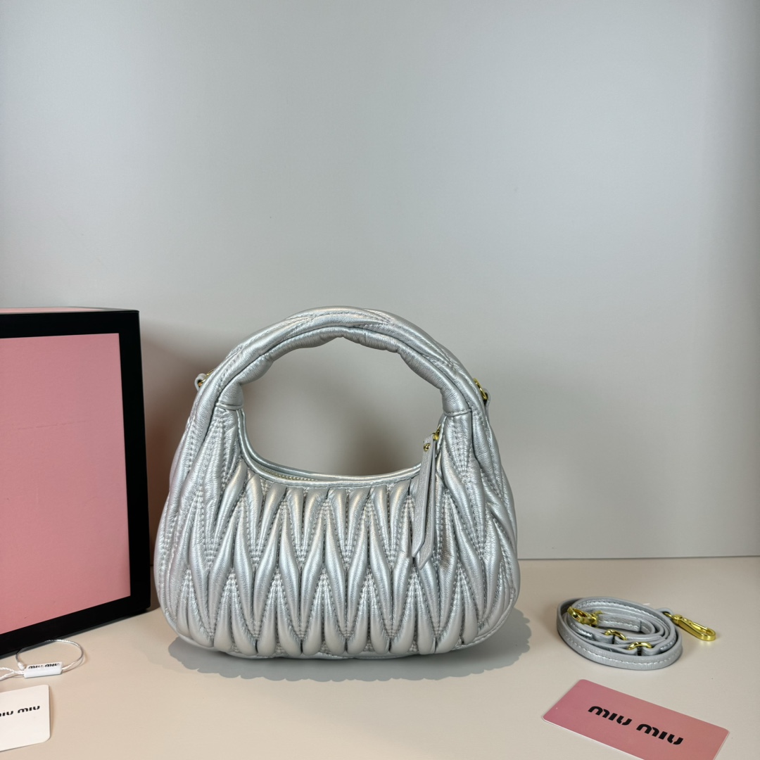 MU Wander matelassé nappa leather hobo bag handbag - Bag - Gorchic - $114.99