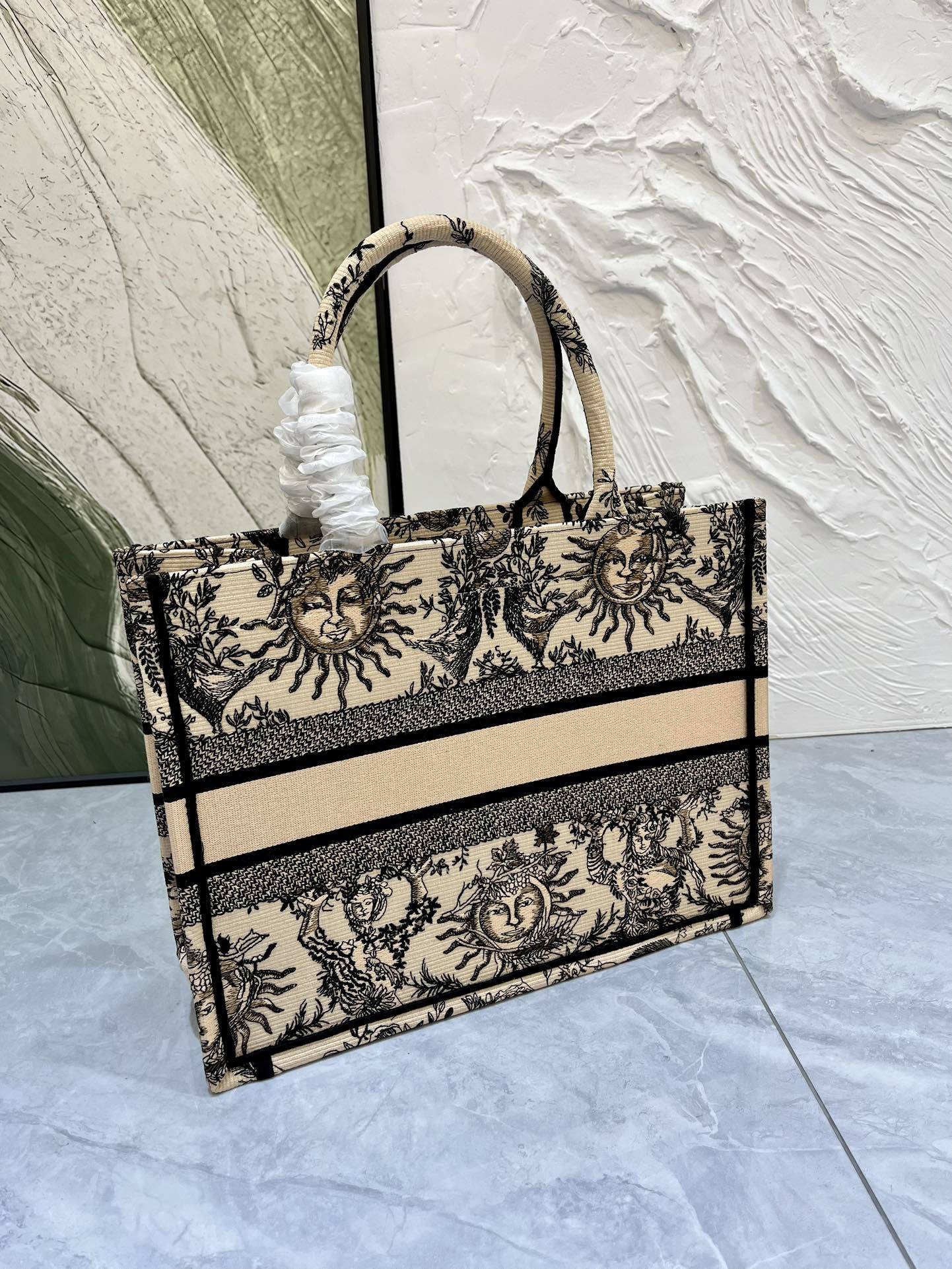 D Inspired book tote dark gold zoo - Bag - Gorchic - $167.99