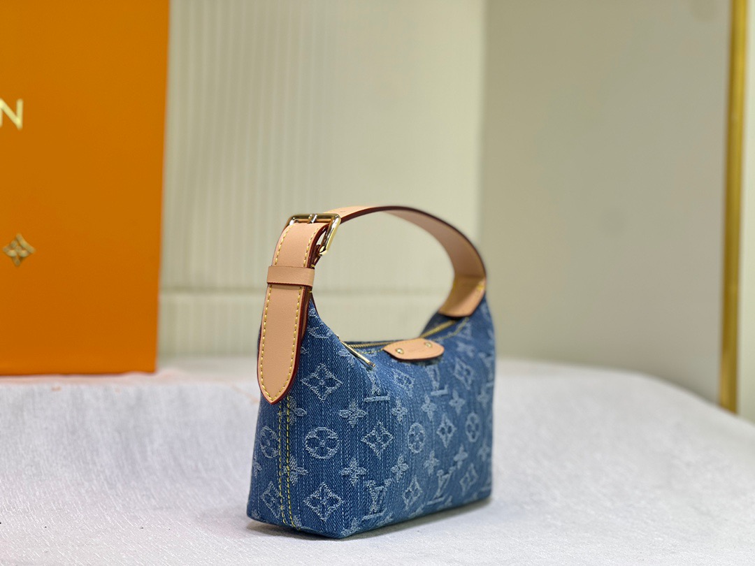 Designer Monogram  New Remix Hills Pochette - Bag - Gorchic - $110.99