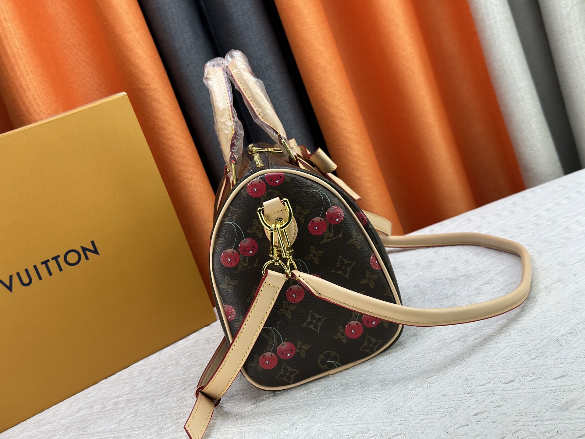 Designer Monogram x Murakami  x TM Speedy Bandoulière 25 & Speedy 30 Bag - Gorchic - $126.99