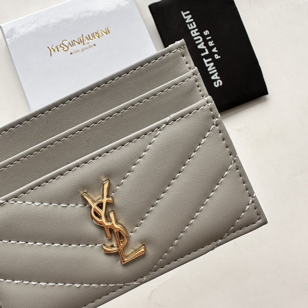 Lady Designer CASSANDRE MATELASSÉ card case in lambskin -Gray Wallet - Gorchic - $35.99