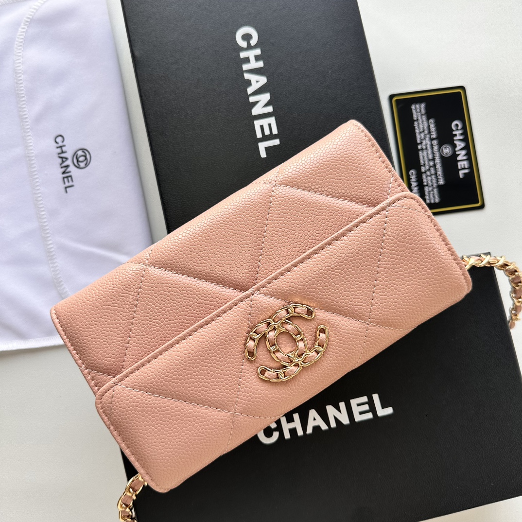 CC Inspired Chain Shoulder Crossbody Small Bag - Pink Bag - Gorchic - $109.99