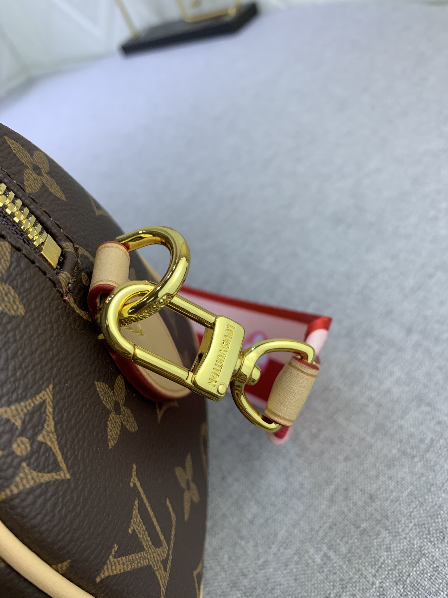 Designer Monogram Speedy Bandoulière 20 - Bag - Gorchic - $117.99