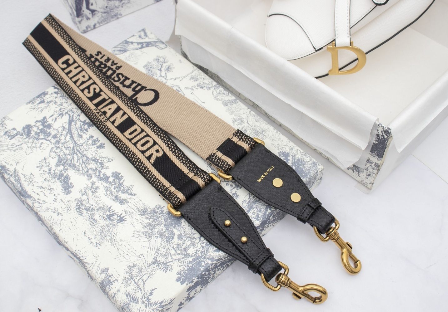 D Inspired Saddle Latte Grained Calfskin Bags With Wide Strap - Bag - Gorchic - $148.99