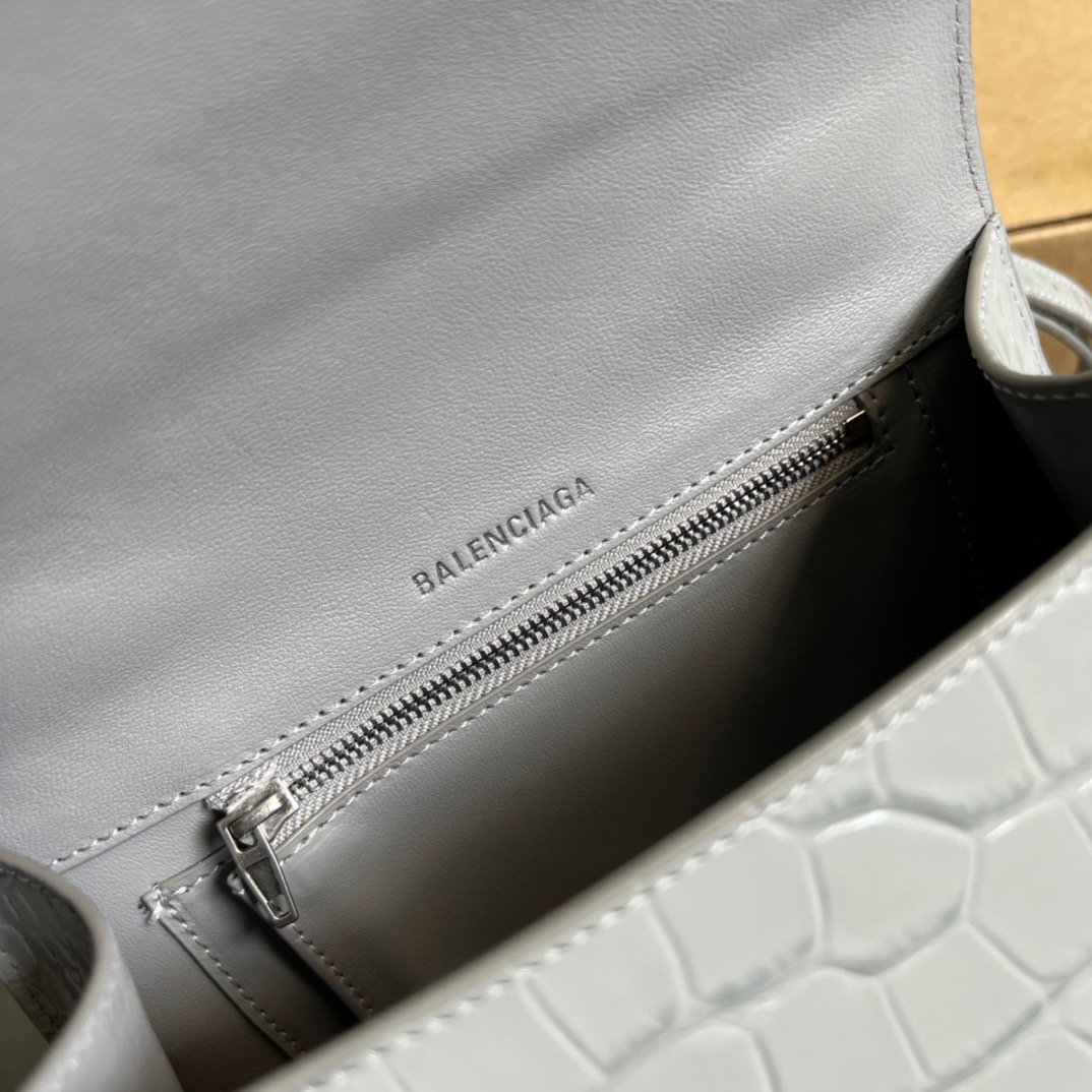 Hourglass iconic HOURGLASS HANDBAG - Bag - Gorchic - $141.99