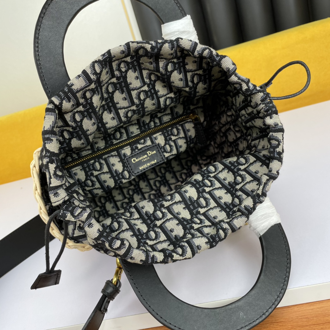 D Inspired The LADY D-LITE Bag - Gorchic - $196.99