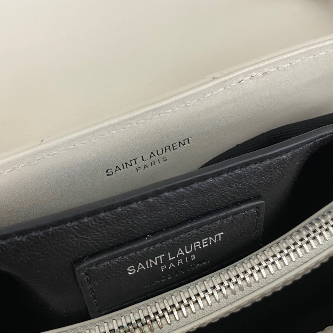 Lady Designer Loulou Small Quilted Leather Shoulder Bag - Gorchic - $138.99