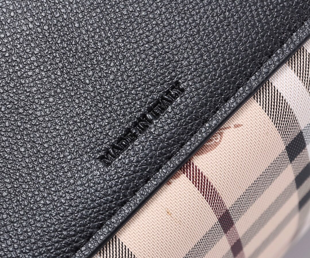 burbery Reversible Shopping Bag - Logo Black Bag - Gorchic - $153.99