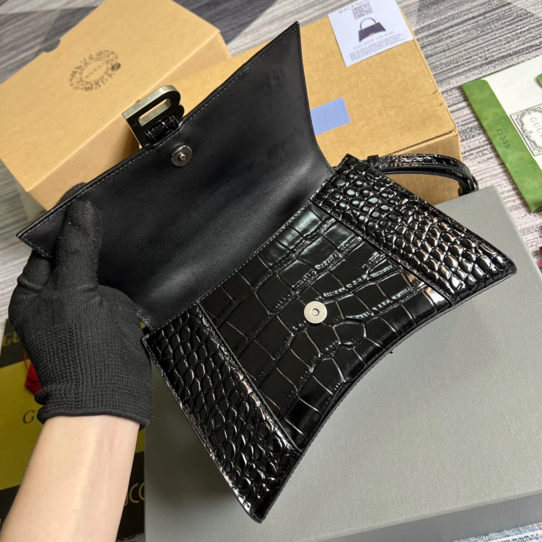 Hourglass iconic HOURGLASS HANDBAG - Bag - Gorchic - $141.99