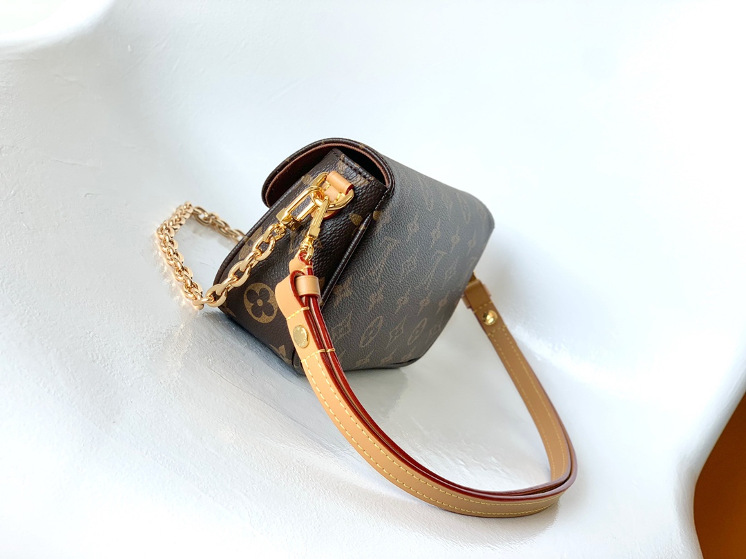 Designer Monogram Wallet on Chain Ivy Bag - Gorchic - $106.99