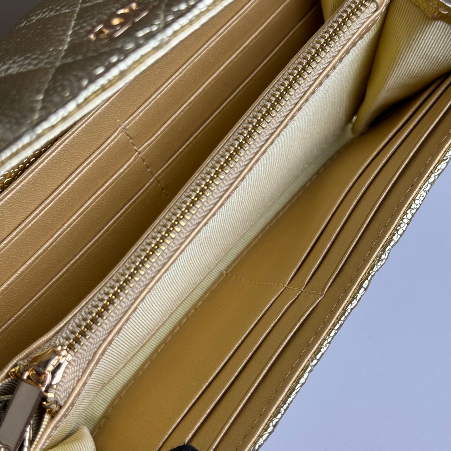 CC Inspired Counterfeit Caviar Leather Wallet-Golden Fish Seed Pattern Wallet - Gorchic - $59.99