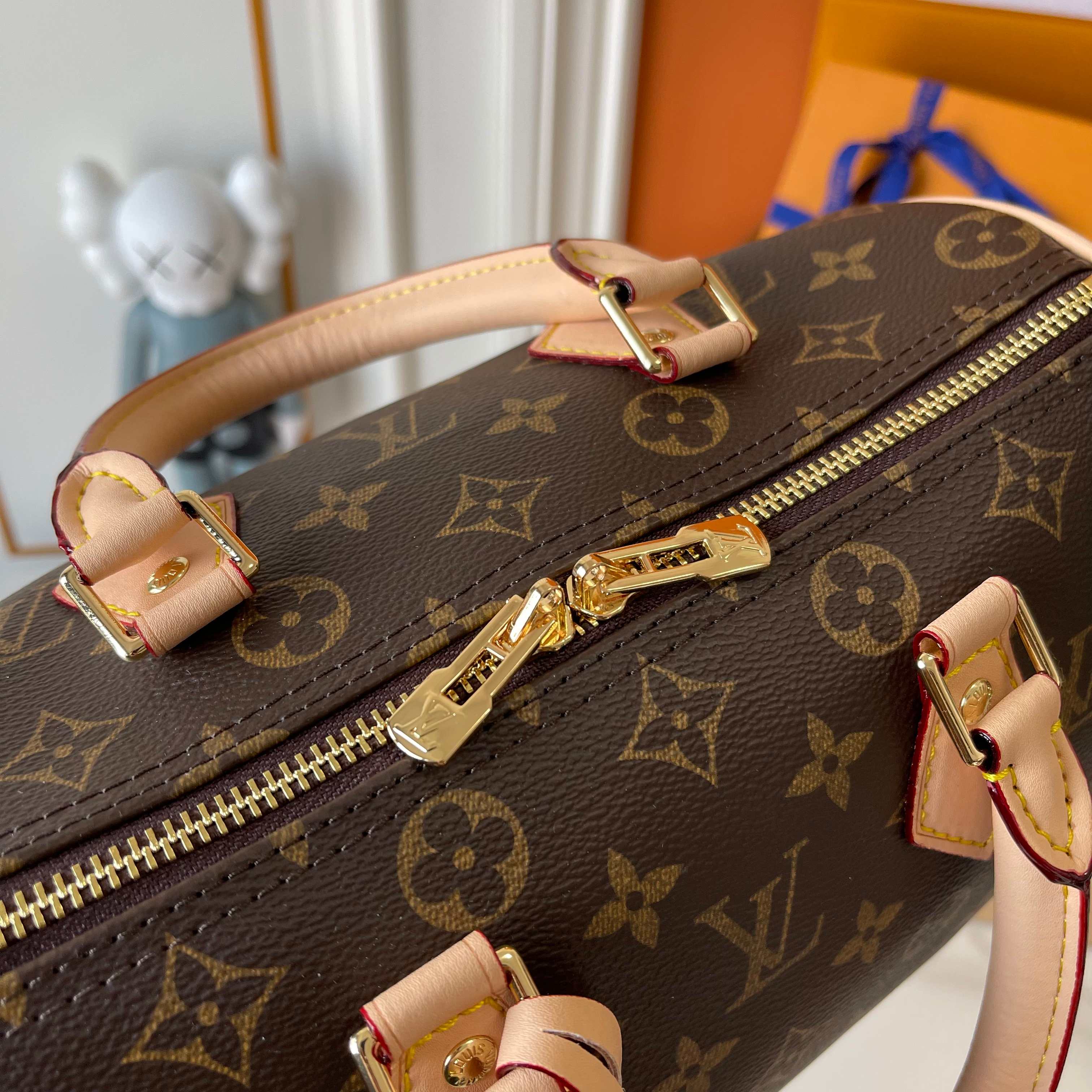 Designer Monogram x Murakami  x TM Speedy Bandoulière 25 -Bag - Gorchic - $129.99