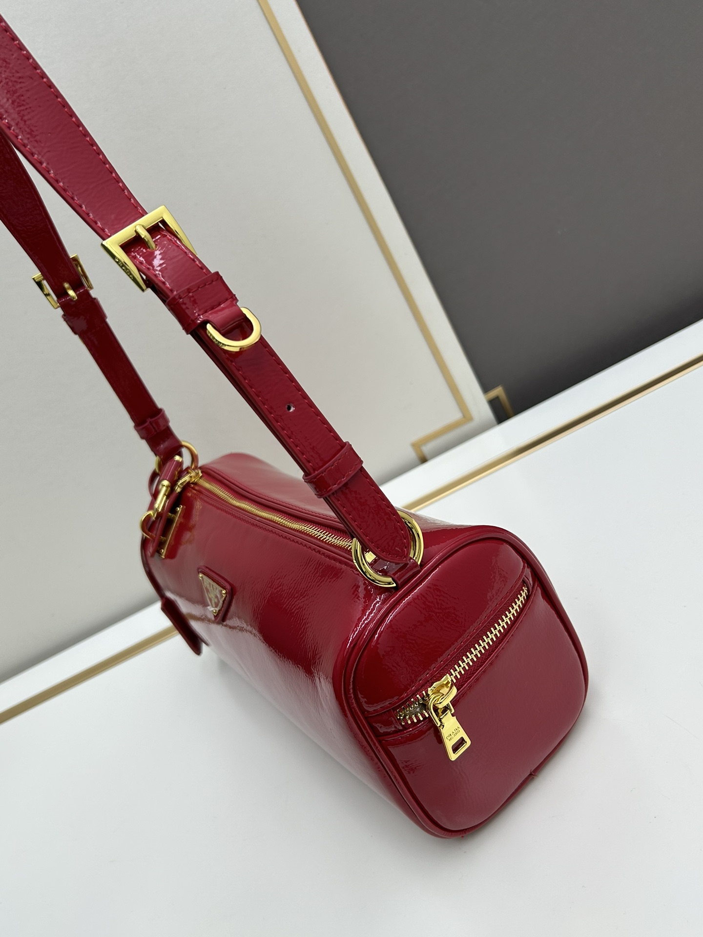 Saffiano texture Aimée Suede Shoulder Red Bag - Gorchic - $186.99