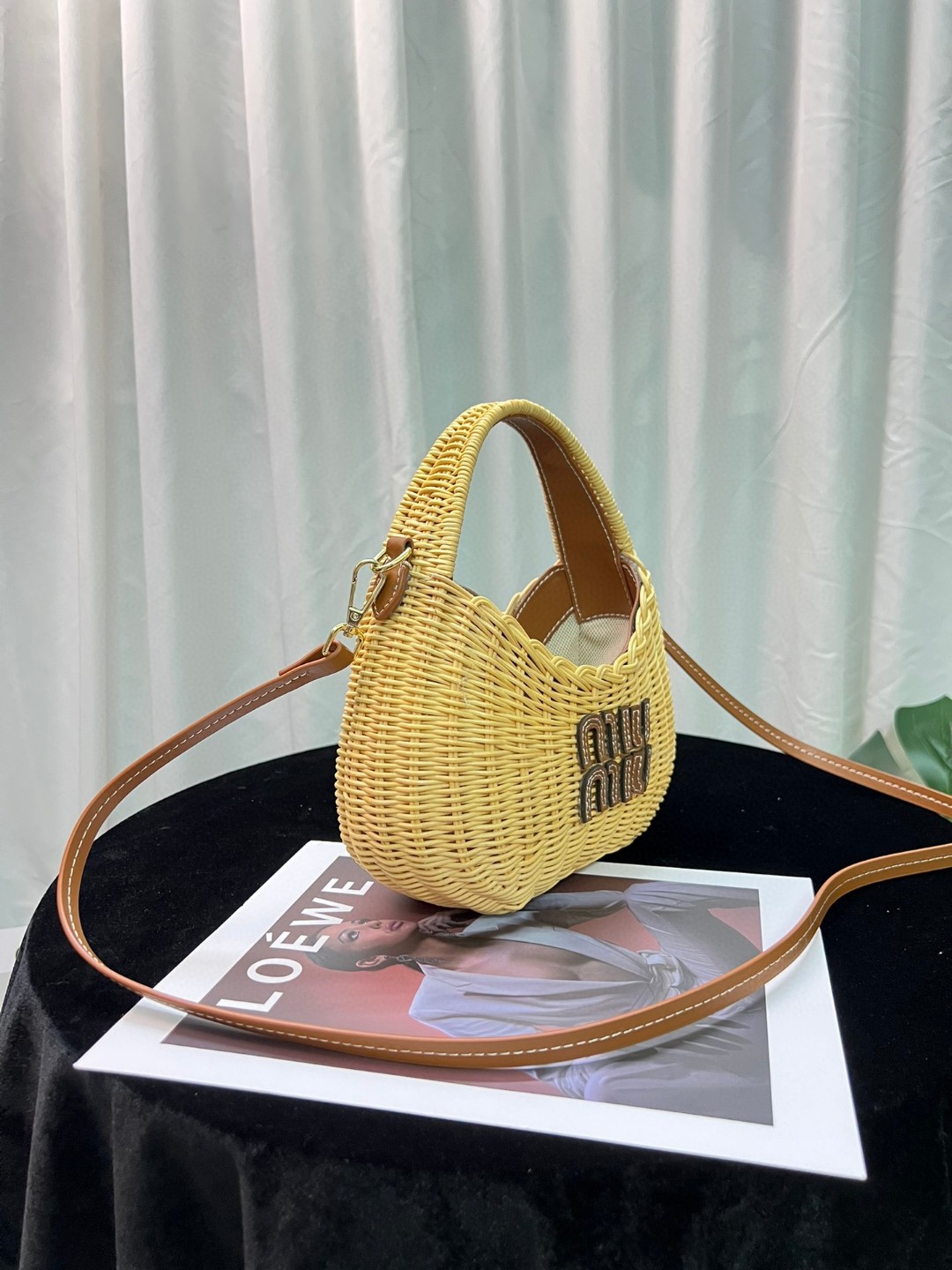 MU Wander matelassé nappa leather hobo bag - Khaki - Gorchic - $121.99