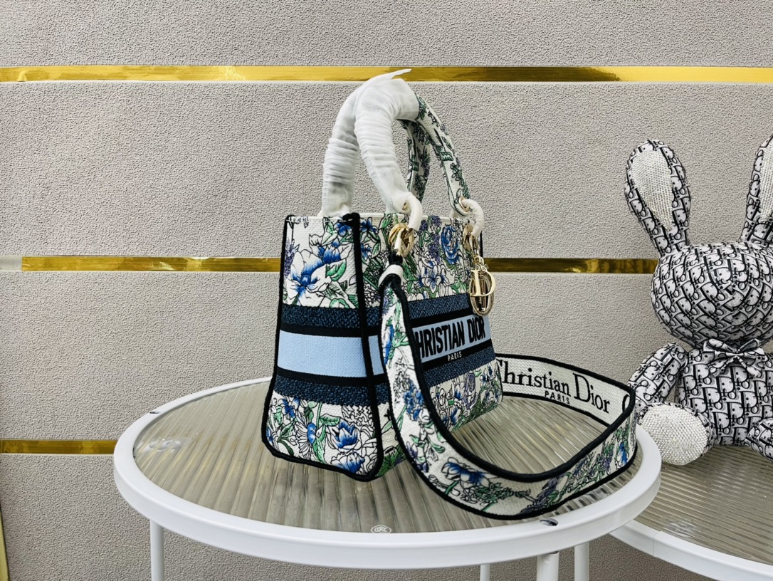 [TOP] D Inspired Medium Lady D Inspired Bag - Gorchic - $213.99