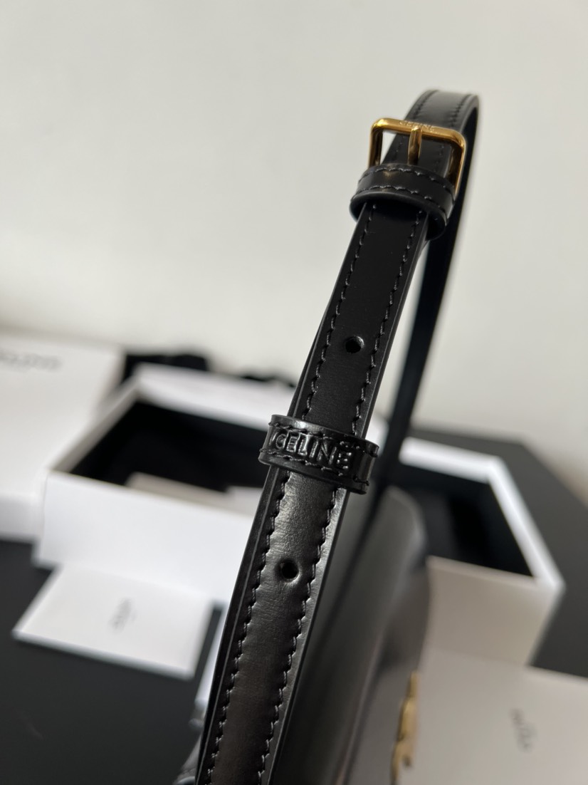 CL shoulder bag claude in shiny calfskin black - Bag - Gorchic - $118.99