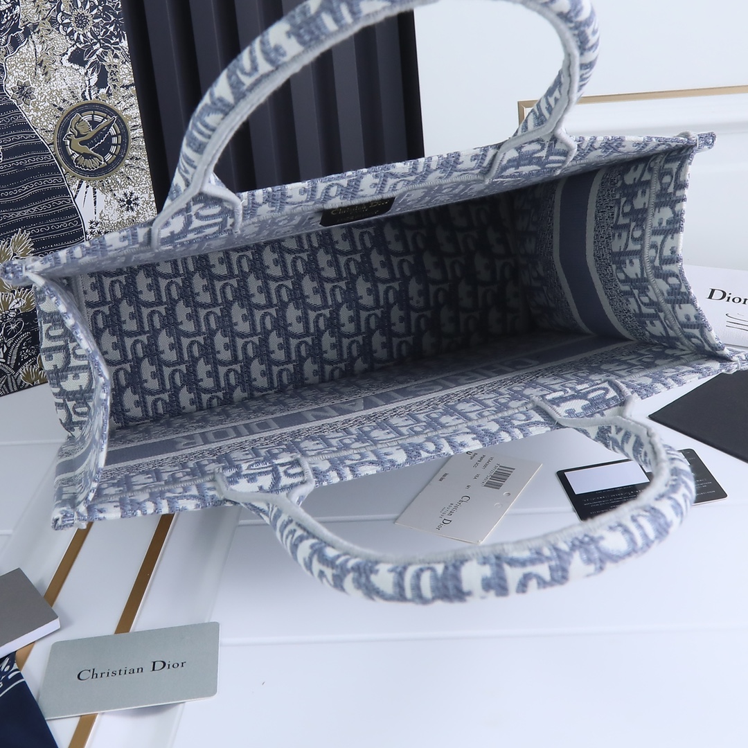 D Inspired Book Tote - Medium - Bag - Gorchic - $144.99