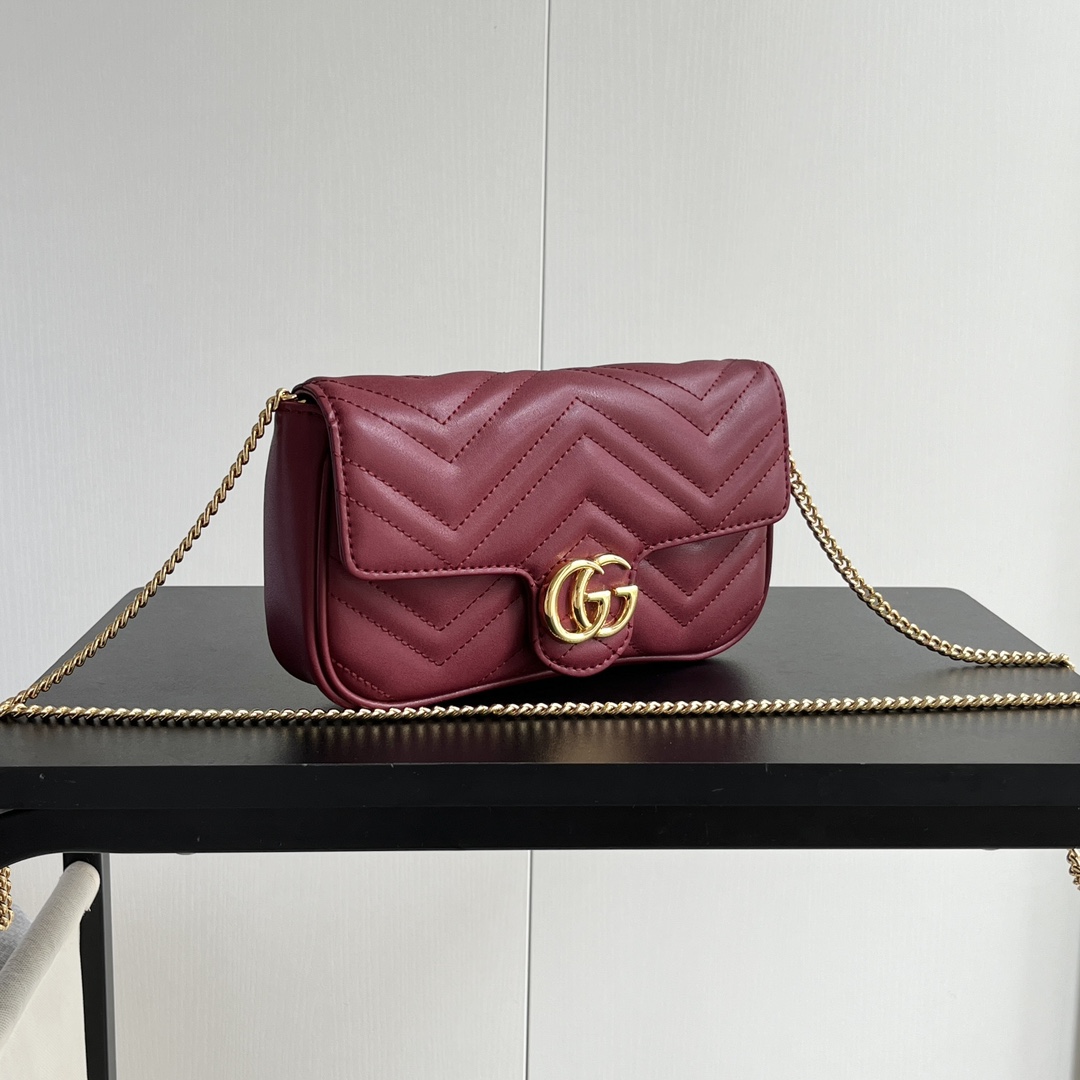 Double-G GG Marmont matelassé leather super mini bag - Gorchic - $129.99