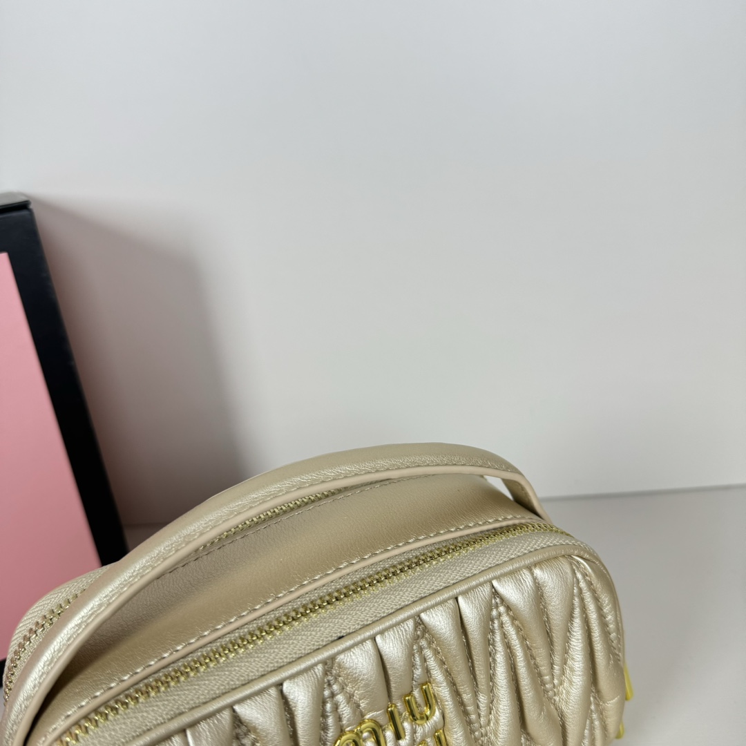 MU Logo Patch Zipped Clutch Bag - Gorchic - $100.99