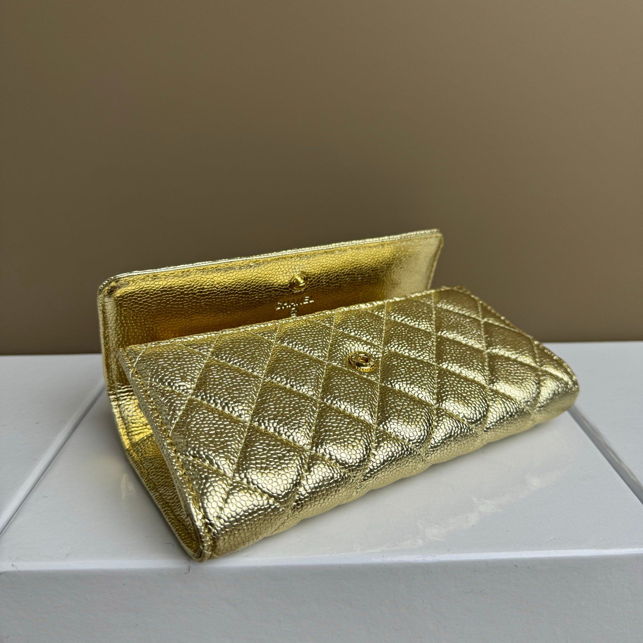 CC Inspired Counterfeit Caviar Leather Wallet-Golden Fish Seed Pattern Wallet - Gorchic - $59.99