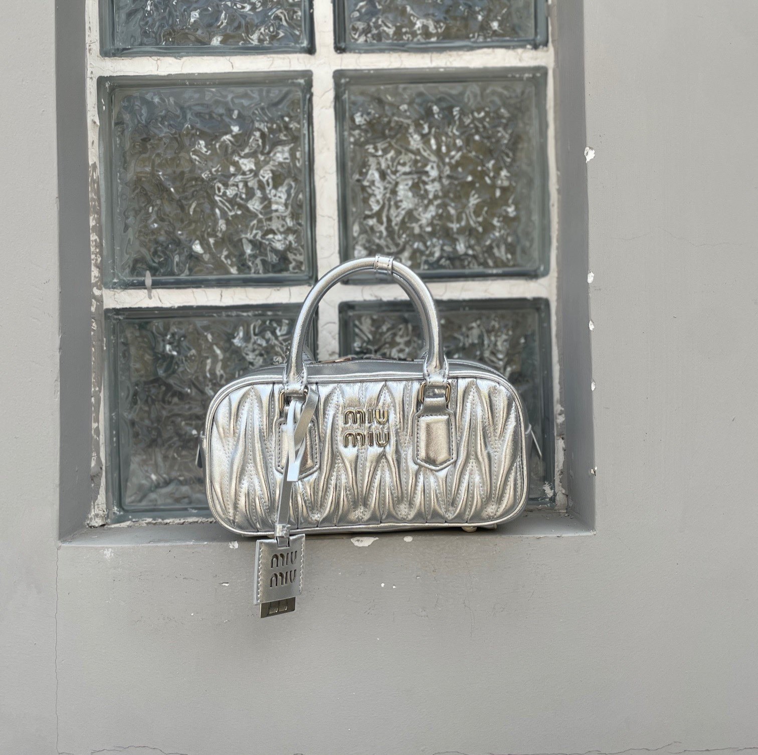 MU Arcadie matelassé nappa leather bag Sliver S-wide Size - Bag - Gorchic - $131.99