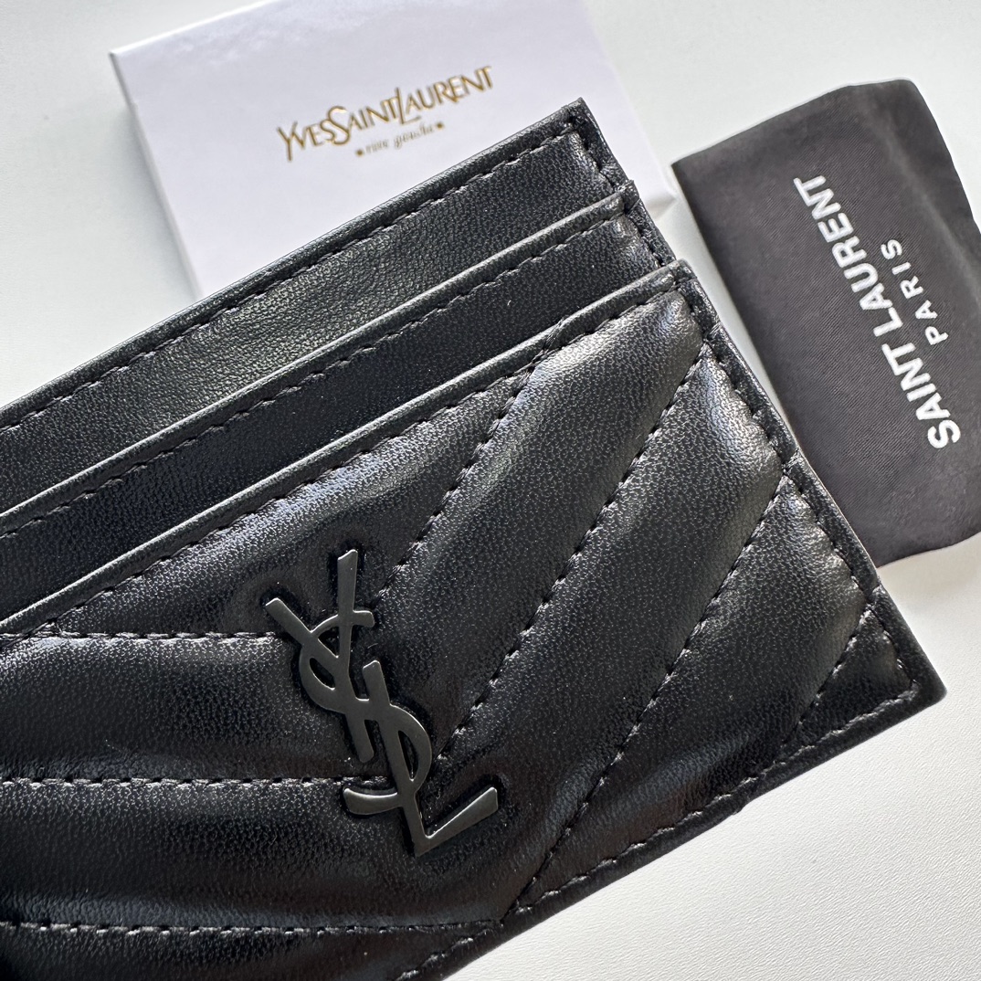 Lady Designer CASSANDRE MATELASSÉ card case in lambskin -Black Wallet - Gorchic - $35.99