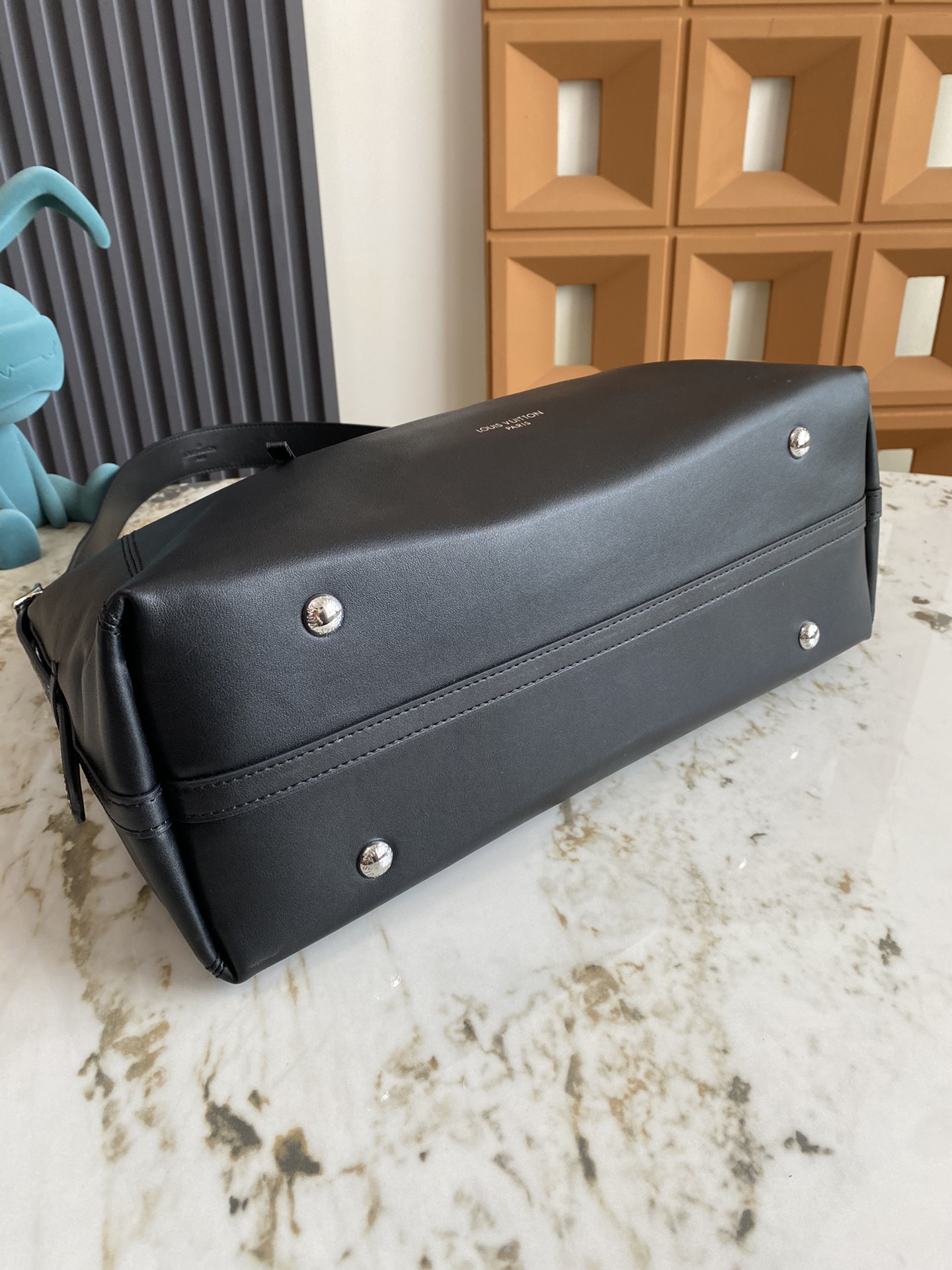 Designer Monogram x Murakami  x TM CarryAll Vibe MM Bag - Gorchic - $124.99