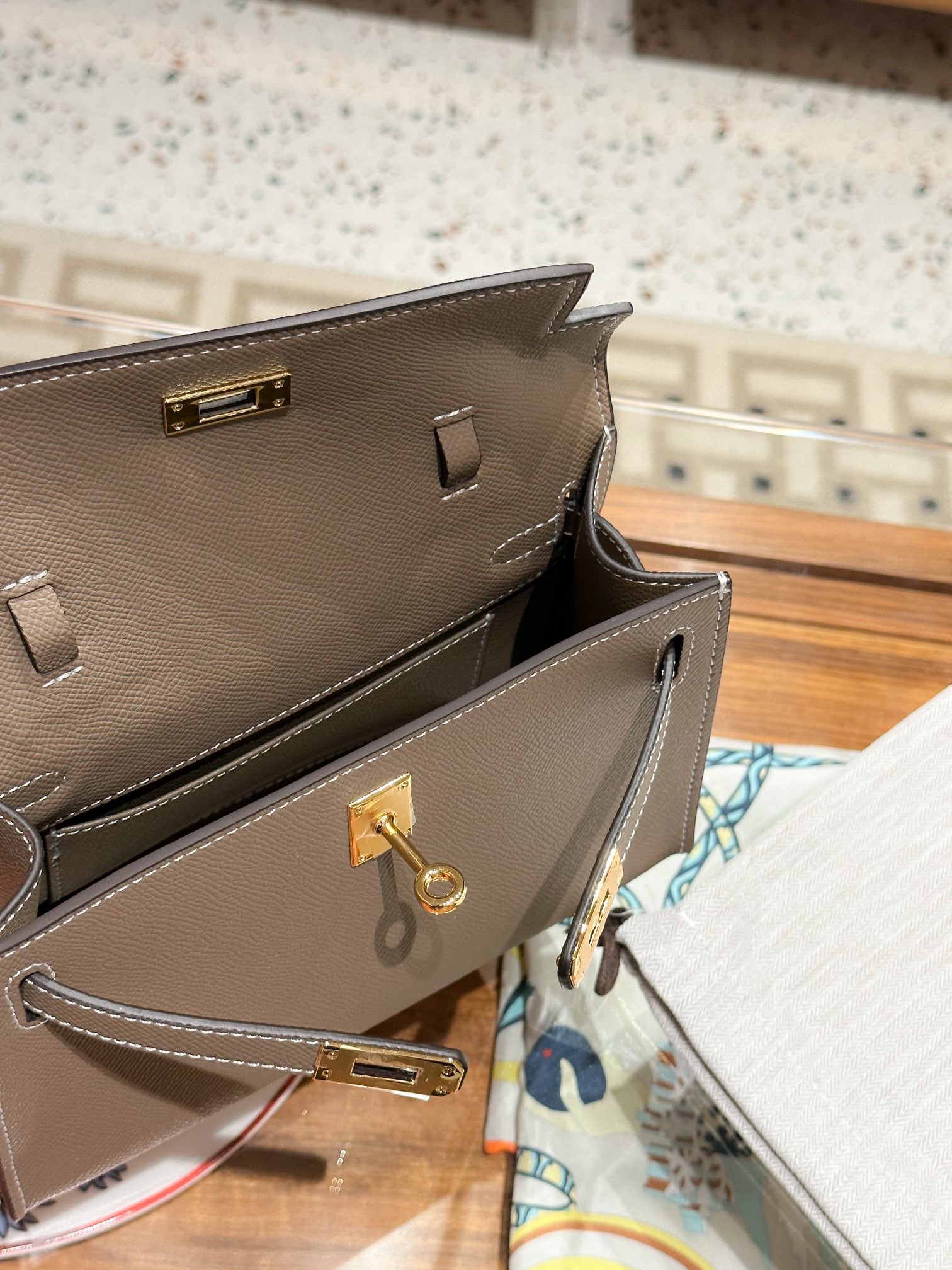 H-Inspired Kelly Mini 1st Kelly Pochette Generation Epsom Palm Leather-Elephant Grey - Gorchic - $146.99