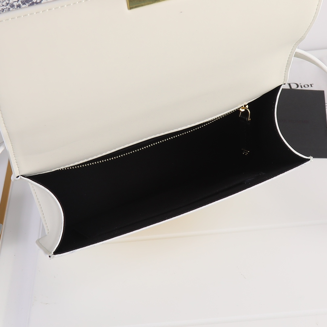 D Inspired 30 Montaigne Leather Shoulder Bag - Gorchic - $129.99