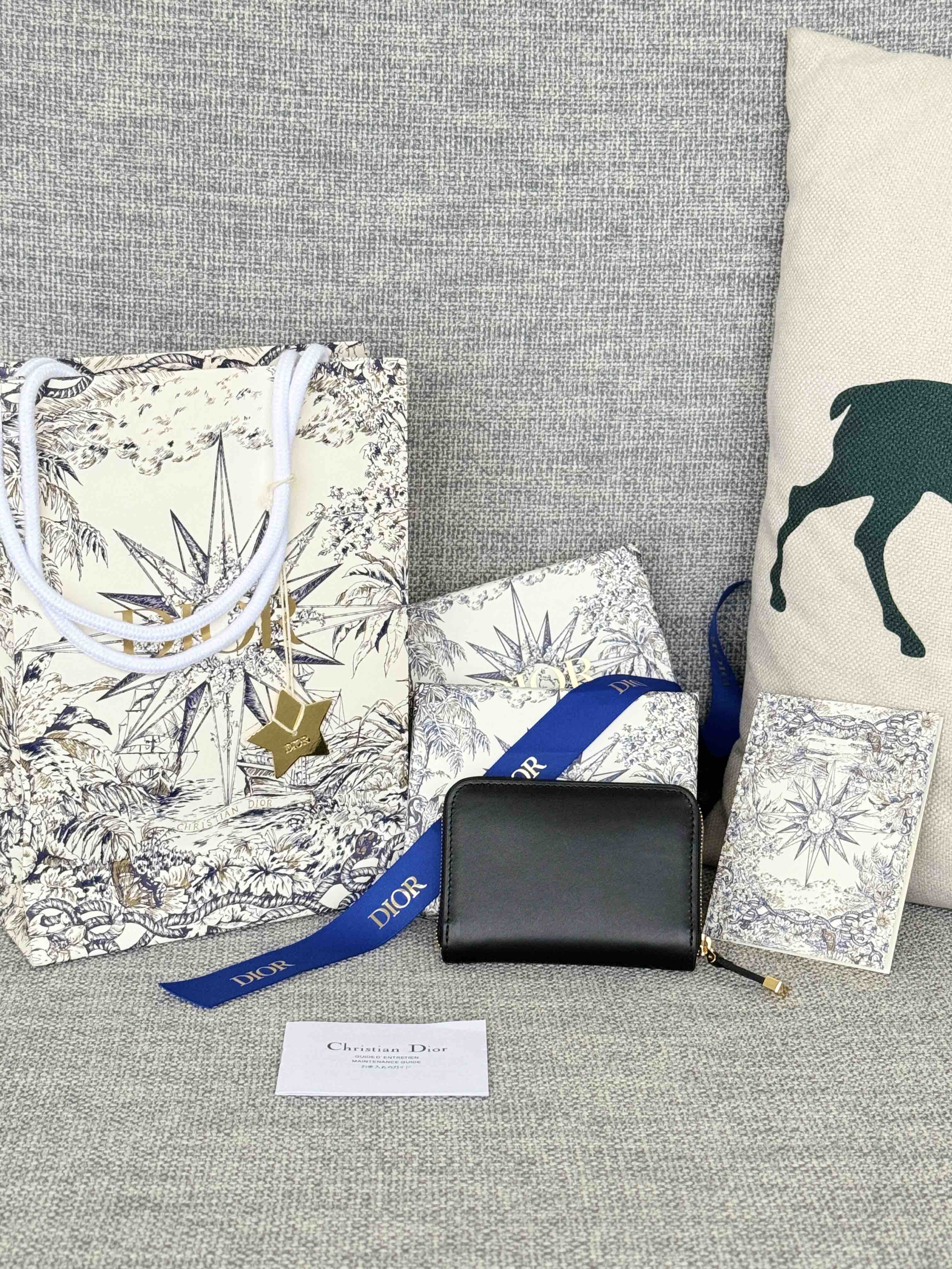 D Inspired  Montaigne Voyageur Wallet-Black Gold Wallet - Gorchic - $52.99