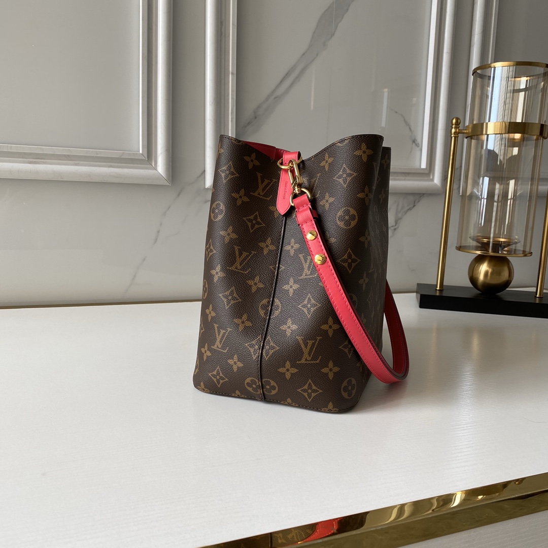 Designer Monogram  NeoNoe MM Bucket Bag - Gorchic - $110.99