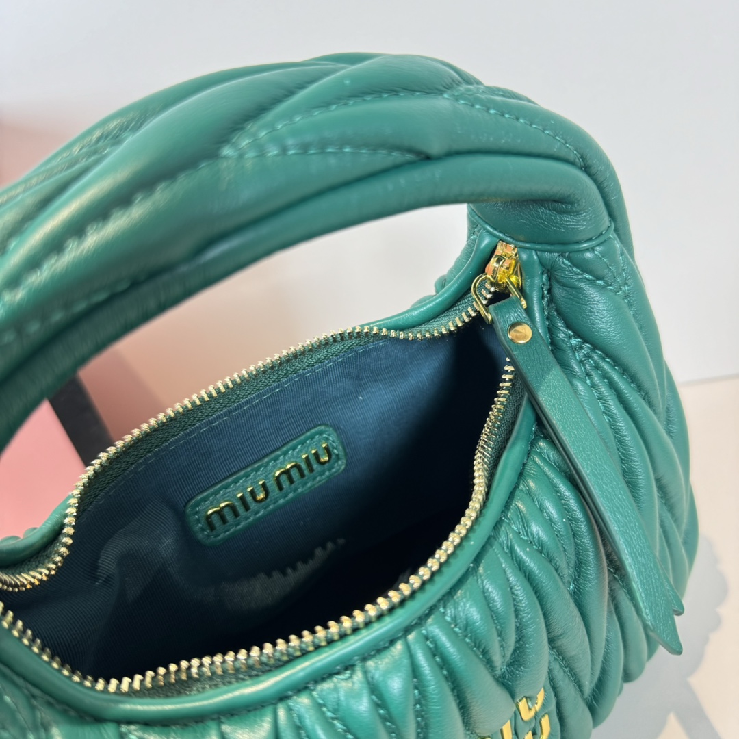 MU Wander matelassé nappa leather hobo bag handbag - Bag - Gorchic - $114.99