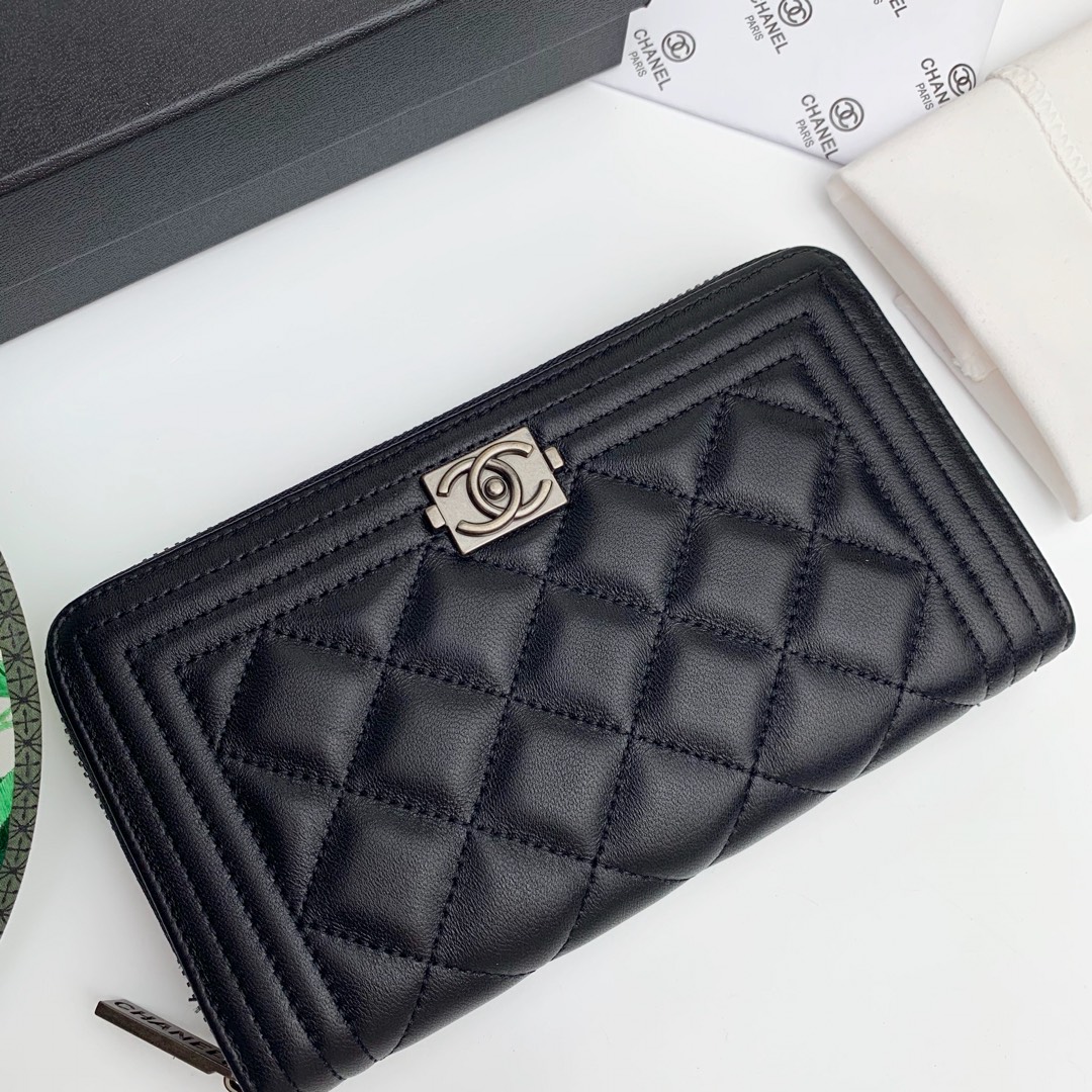 CC Inspired Zip Around Wallet Quilted Caviar Long-Plain Sier Wallet - Gorchic - $52.99