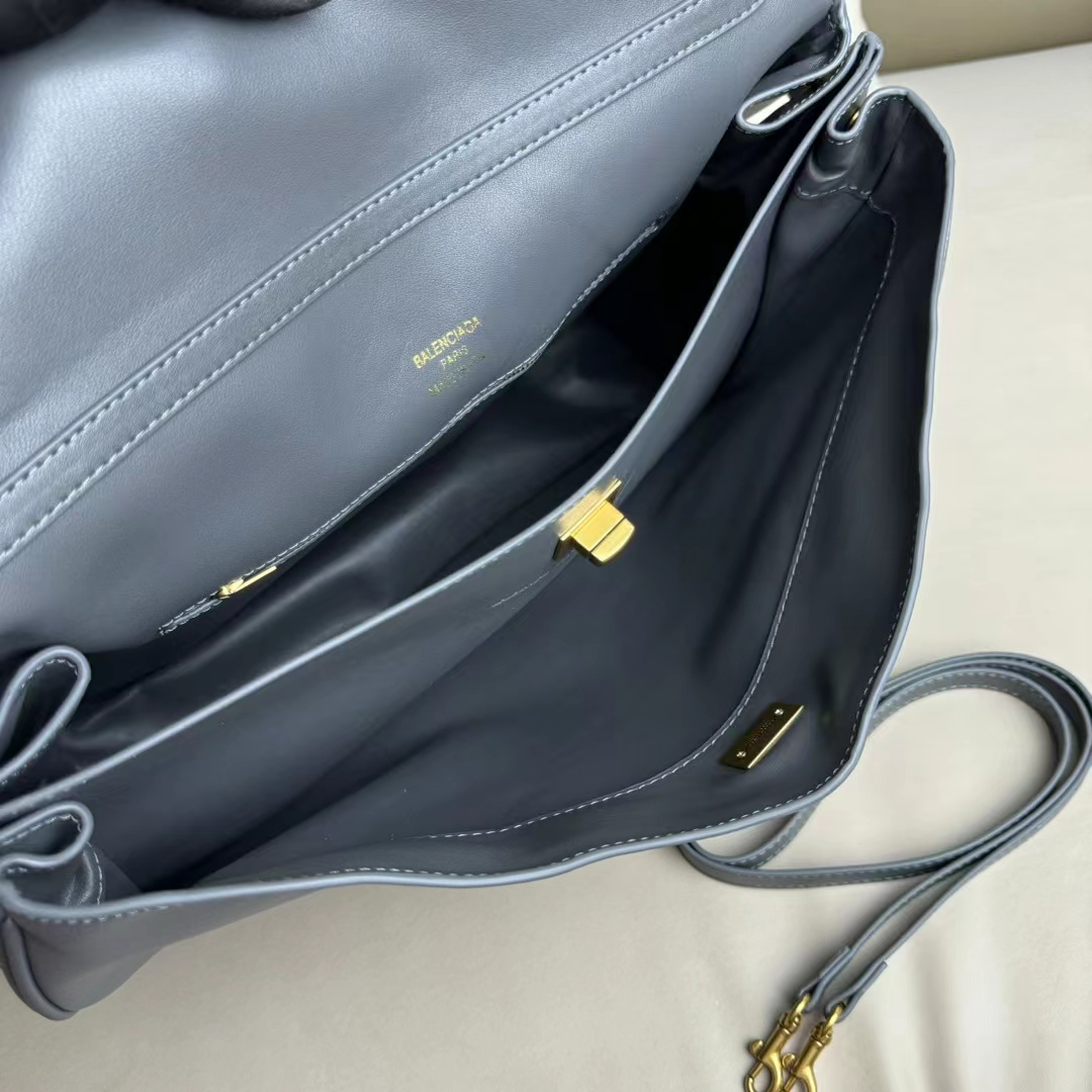 Hourglass iconic Rodeo leather shoulder bag in Grey and aged-golden hardware Multiple Size - Bag - Gorchic - $169.99