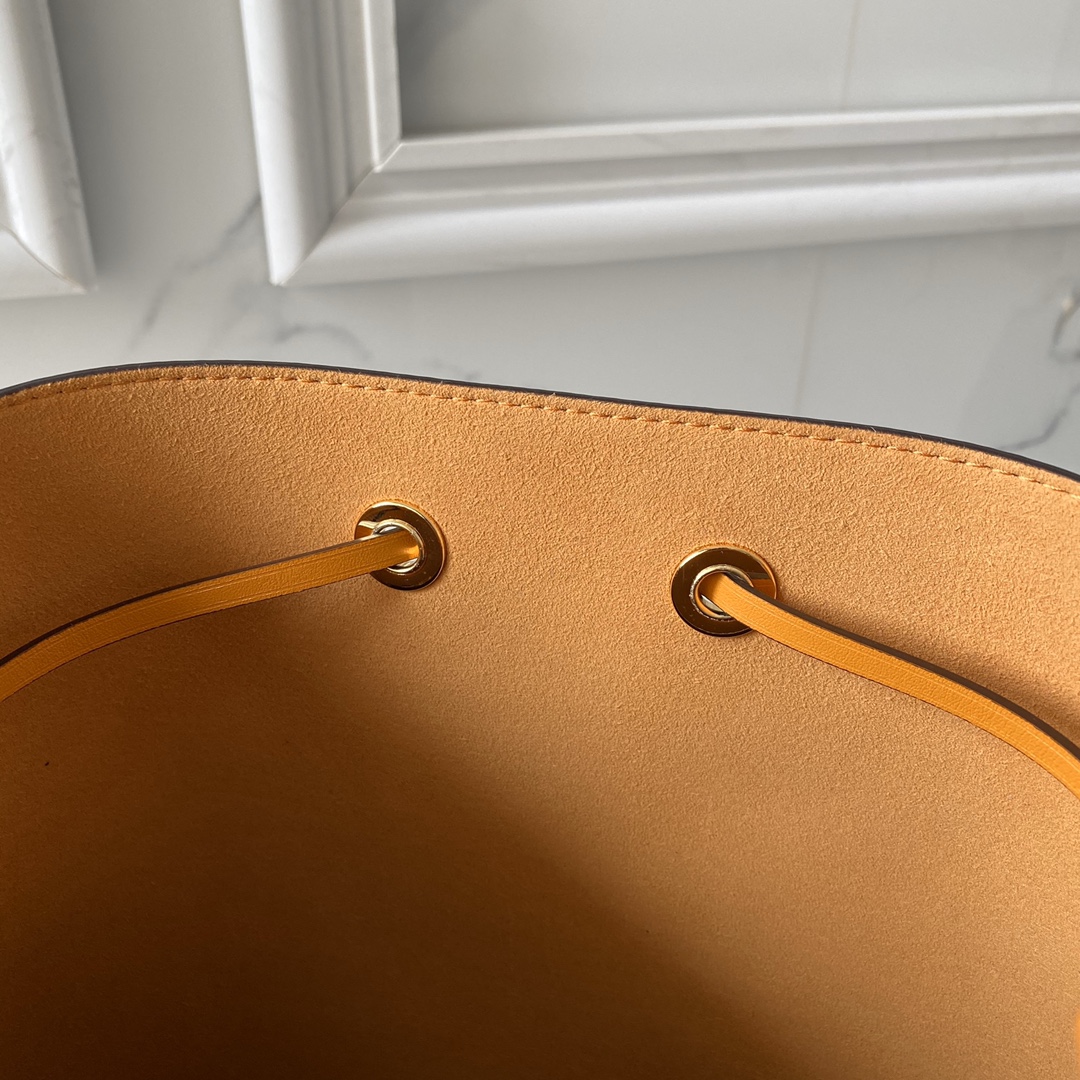 Designer Monogram  NeoNoe MM Bucket Bag - Gorchic - $110.99